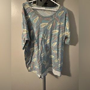 xl lularoe shirt